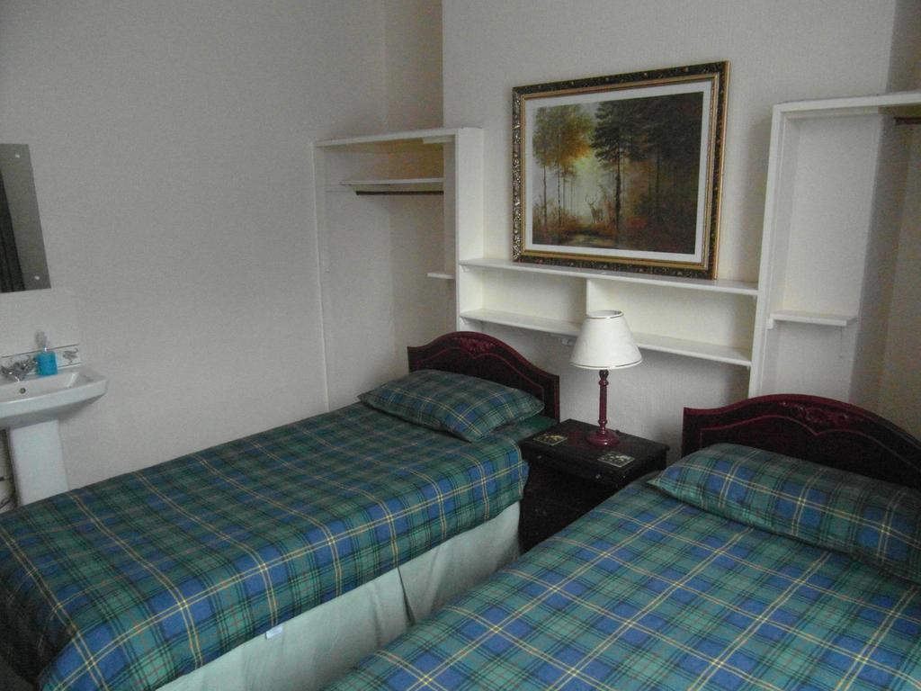 Abacus Central Guest House แอเบอร์ดีน ภายนอก รูปภาพ